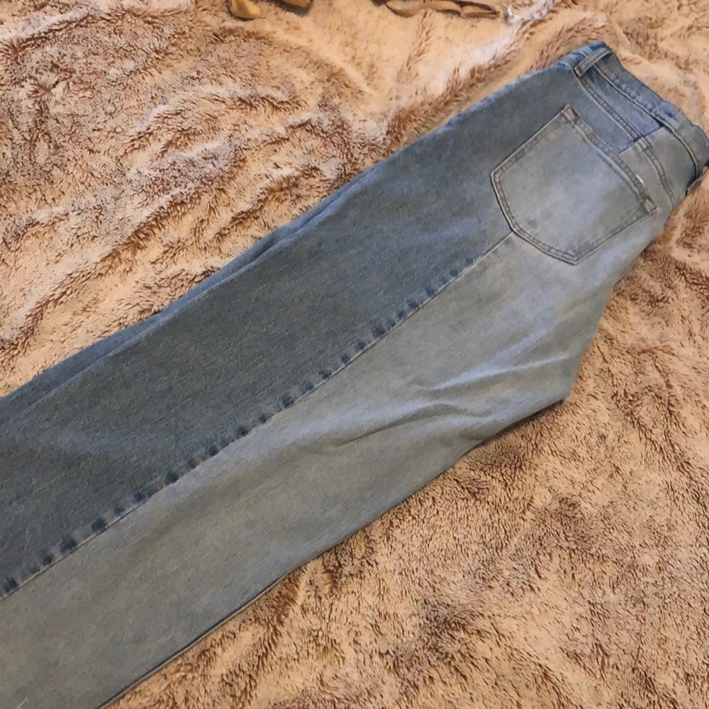 Abercrombie Jeans!!